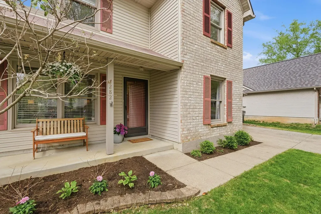 2282 Stonewood Lane Lexington KY 40509