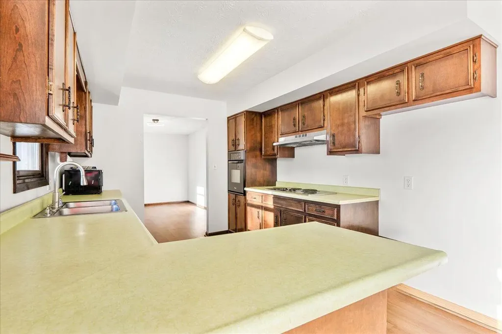 37 Cardinal Hill Lane London KY 40744