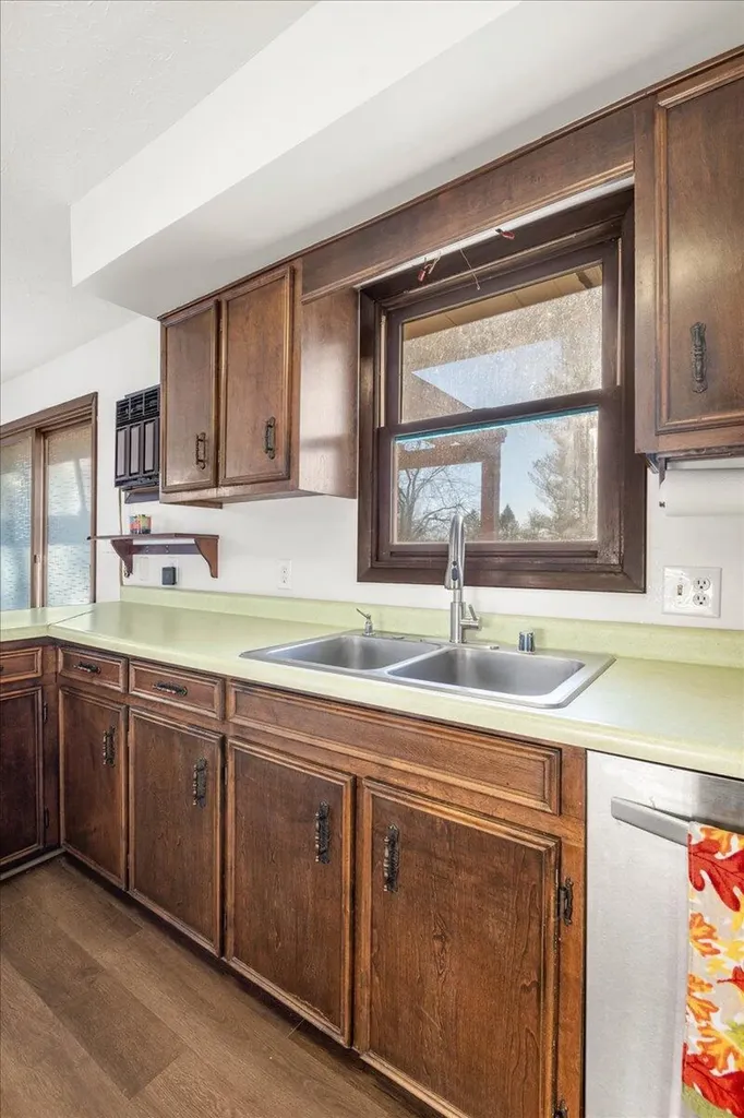 37 Cardinal Hill Lane London KY 40744