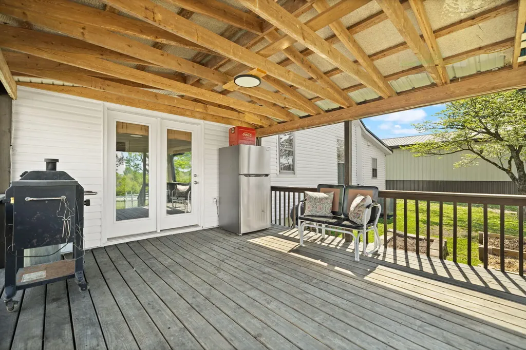 6013 Parker Lane Mays Lick KY 41055