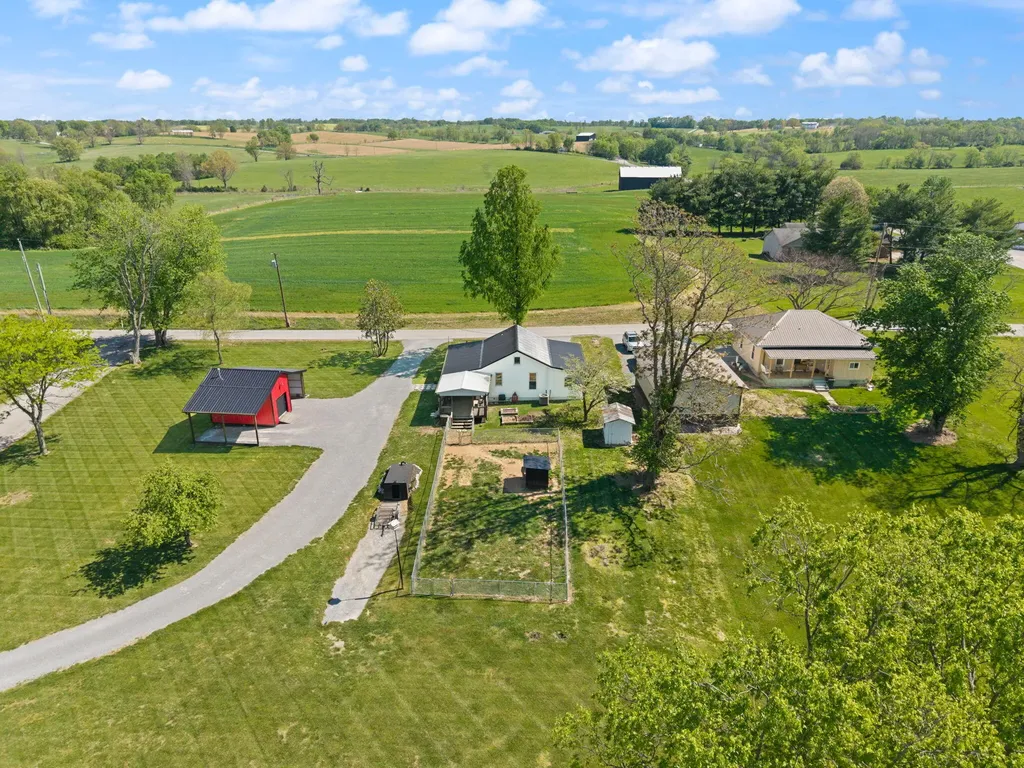 6013 Parker Lane Mays Lick KY 41055