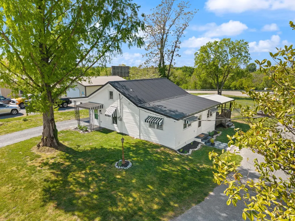 6013 Parker Lane Mays Lick KY 41055