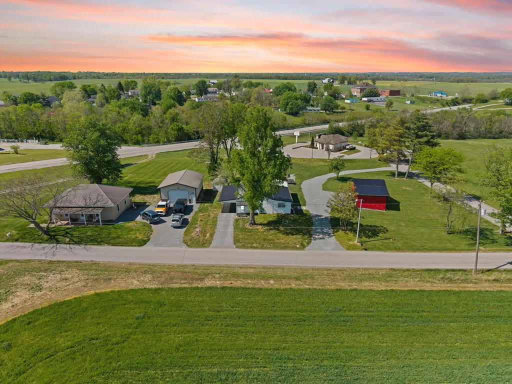 6013 Parker Lane Mays Lick KY 41055