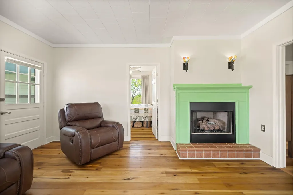 6013 Parker Lane Mays Lick KY 41055