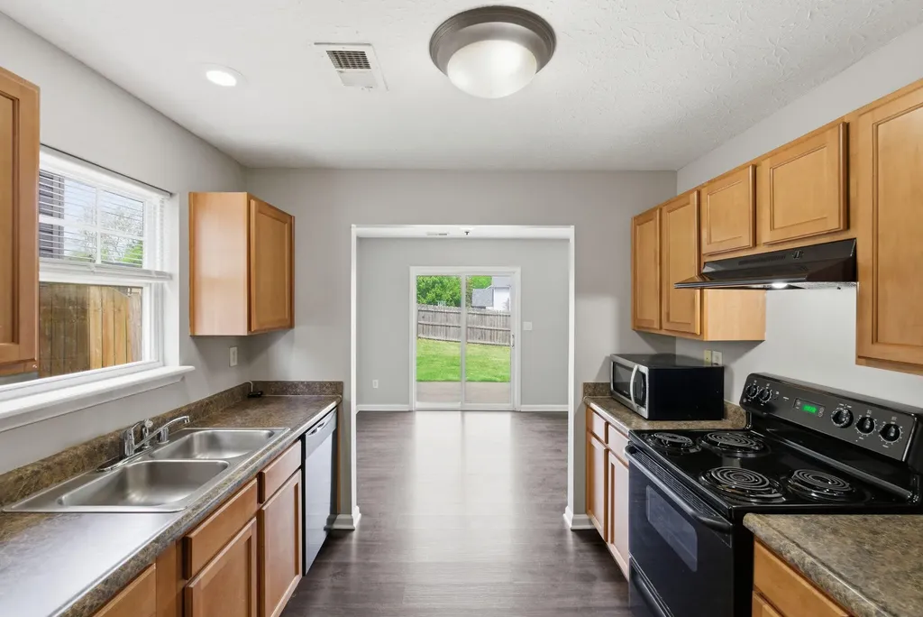 2373 Mulundy Way Lexington KY 40511