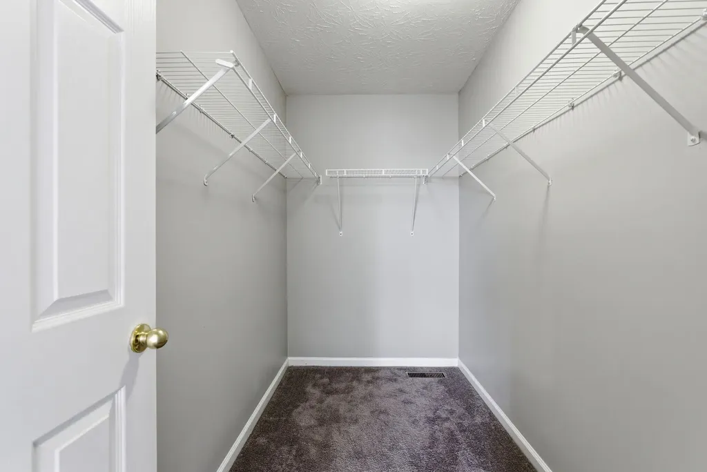 2373 Mulundy Way Lexington KY 40511