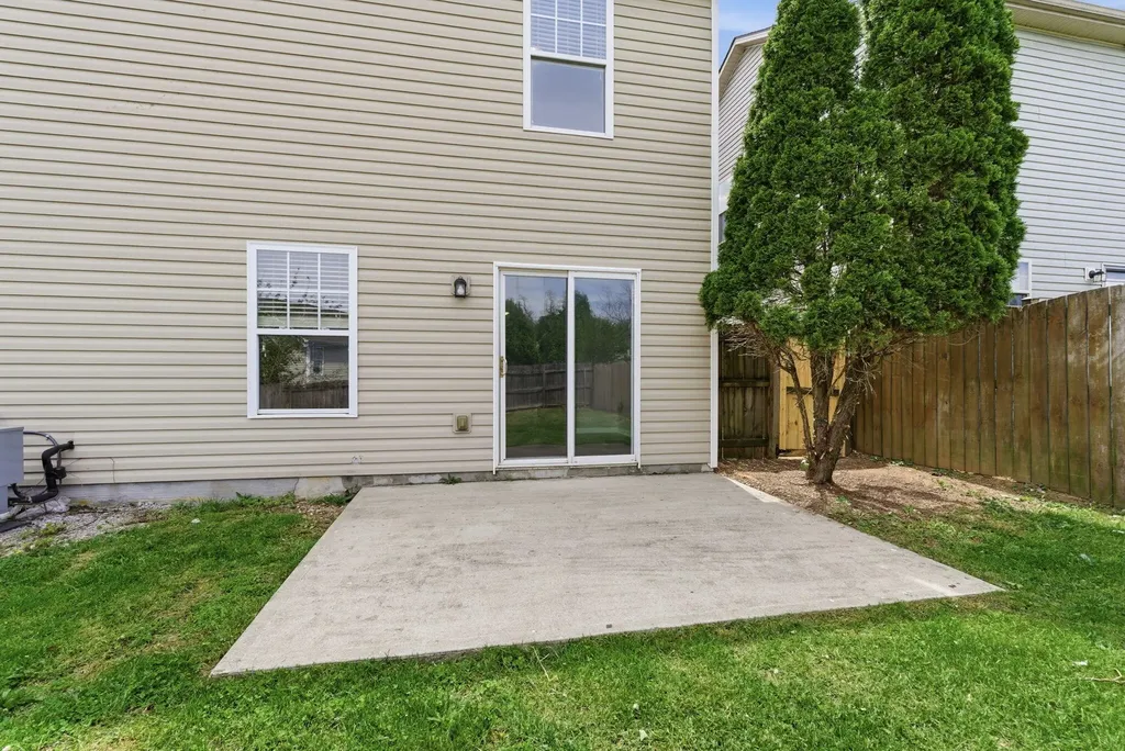 2373 Mulundy Way Lexington KY 40511