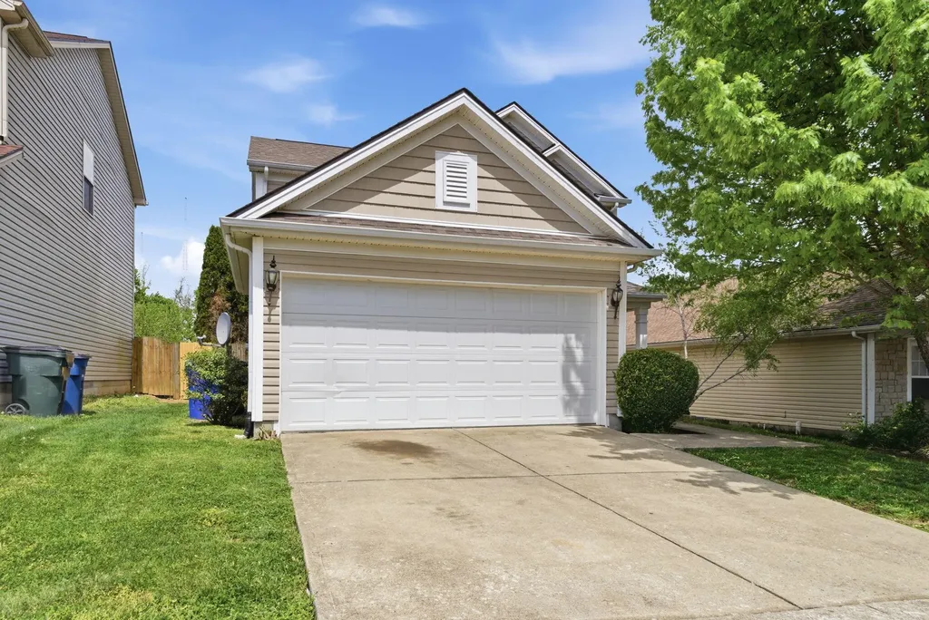 2373 Mulundy Way Lexington KY 40511