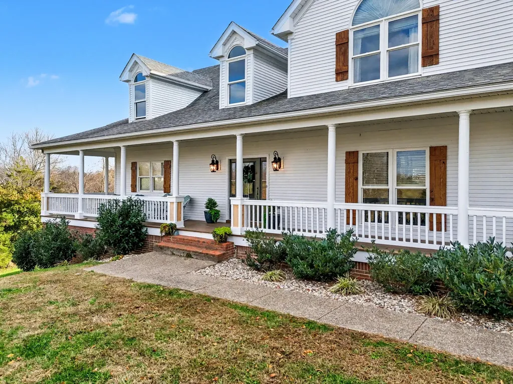779 Kings Highway Waddy KY 40076