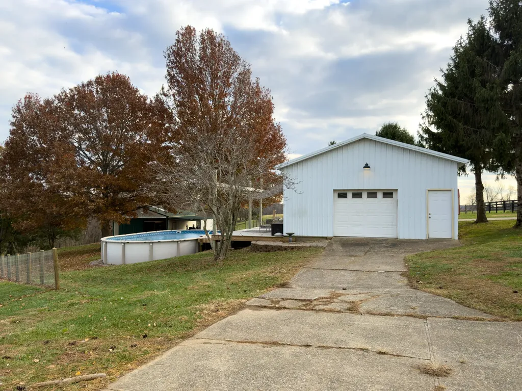 779 Kings Highway Waddy KY 40076