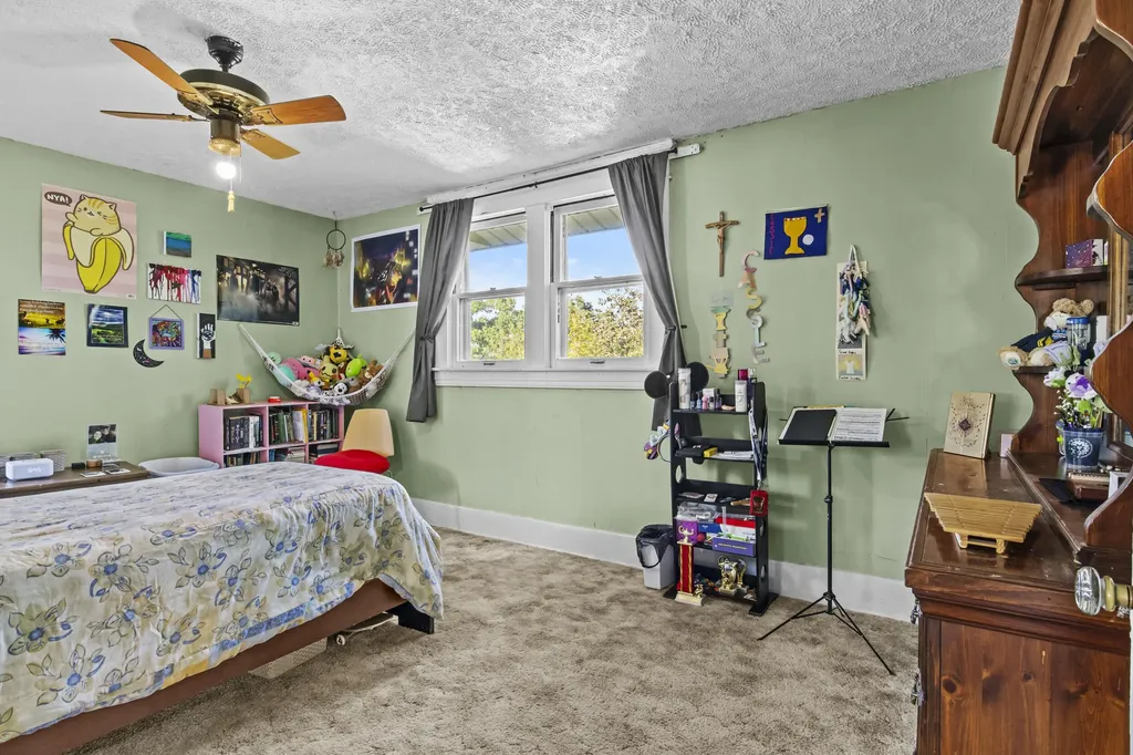 213 Park Avenue Harrodsburg KY 40330