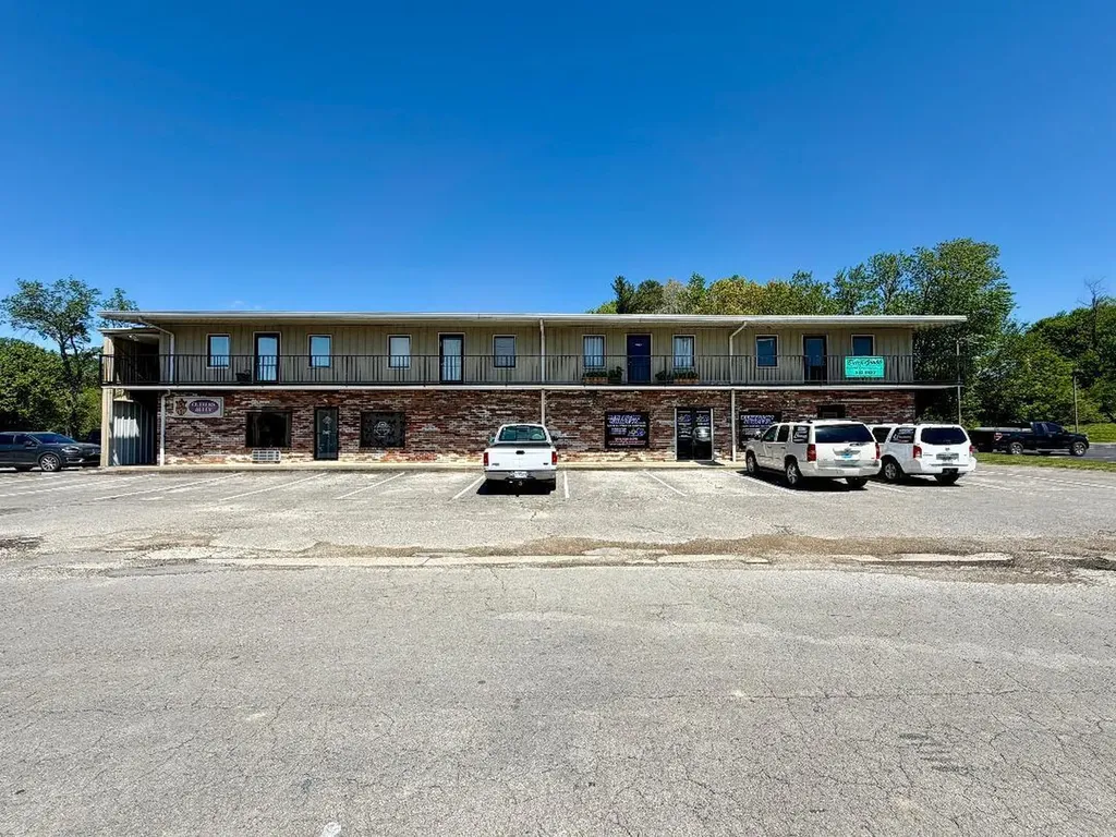 1802 Mcdonalds Lane London KY 40741