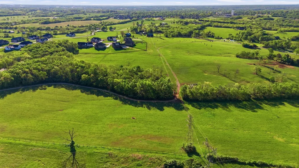2-A Harrodsburg Road Wilmore KY 40390