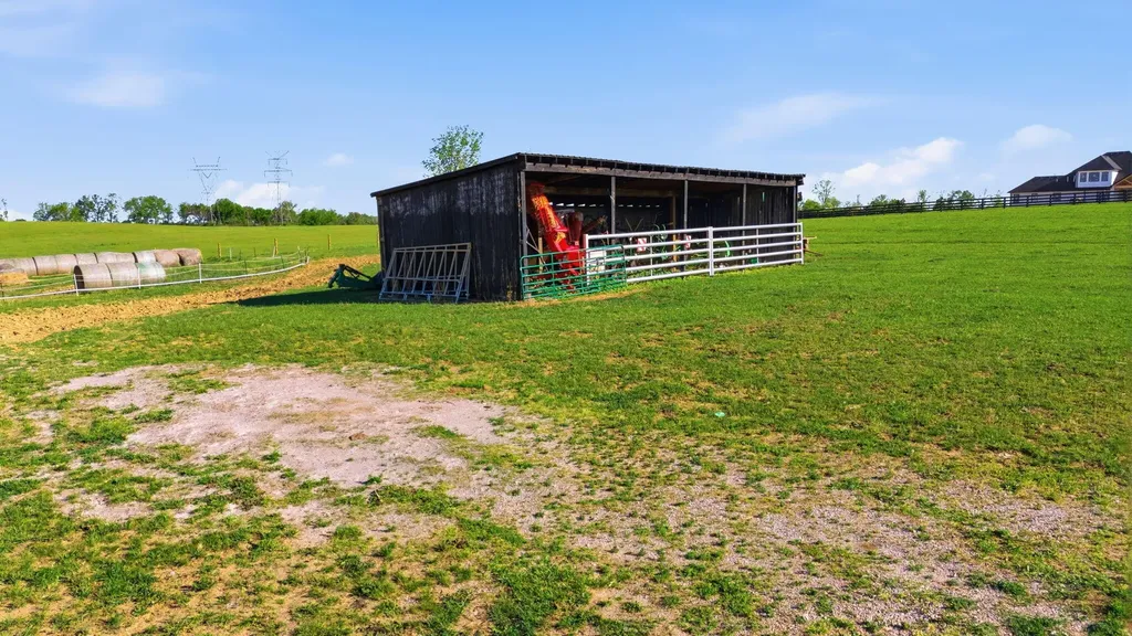 2-A Harrodsburg Road Wilmore KY 40390