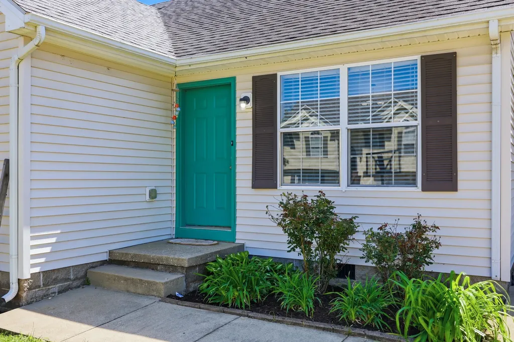 103 Seattle Slew Street Georgetown KY 40324