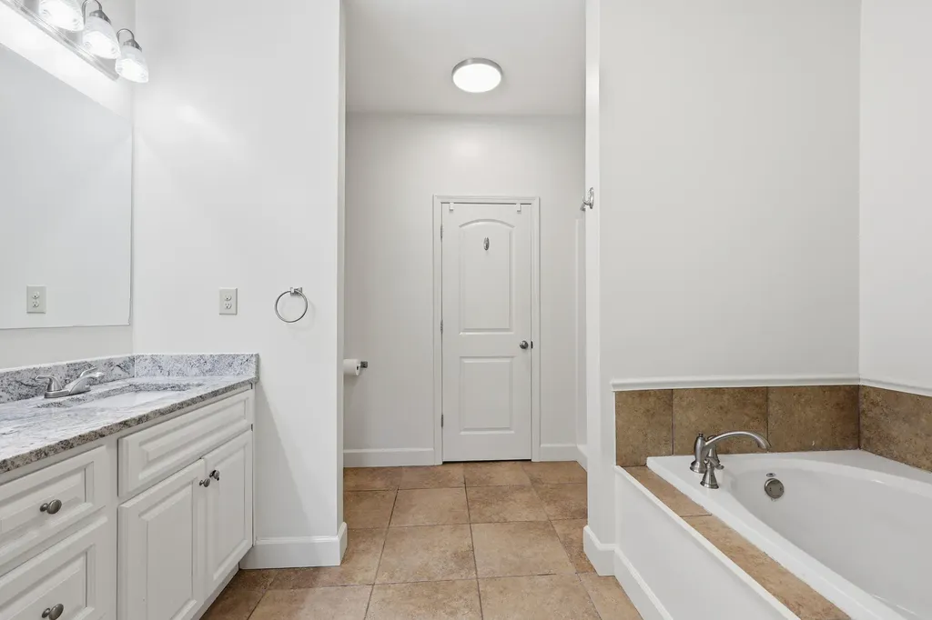 1936 Clearwater Drive Lawrenceburg KY 40342