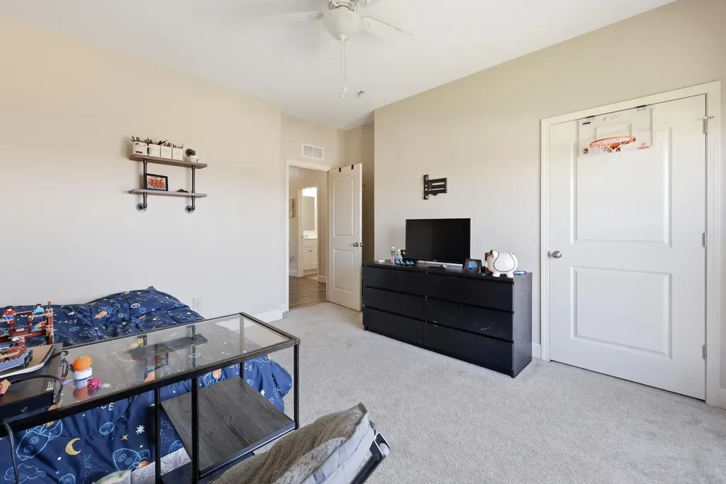 1936 Clearwater Drive Lawrenceburg KY 40342