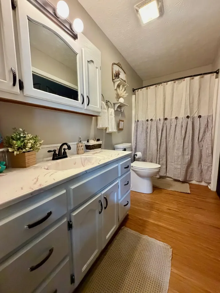 208 Carnation Drive Corbin KY 40701