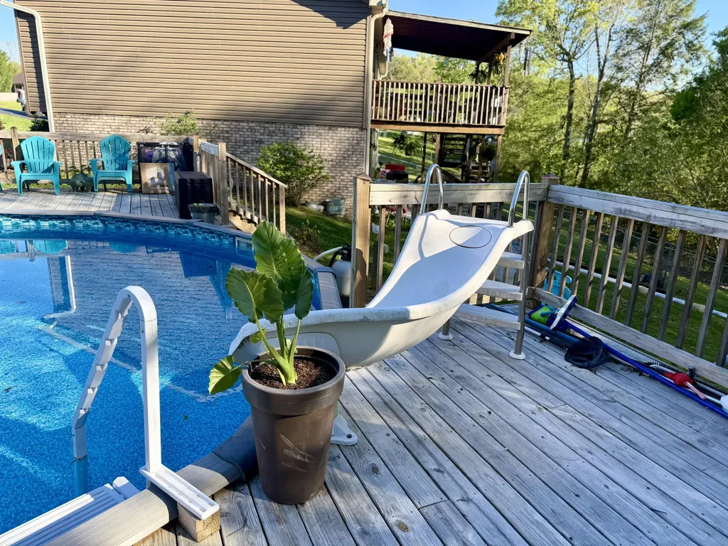 208 Carnation Drive Corbin KY 40701