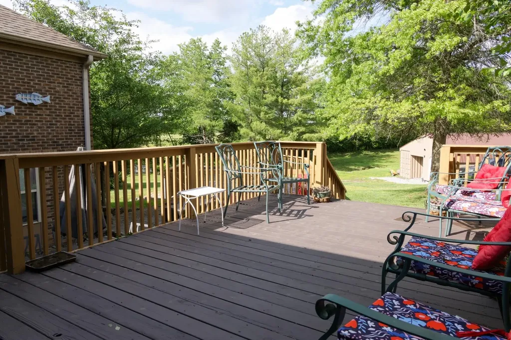 215 Paradise Camp Road Harrodsburg KY 40330