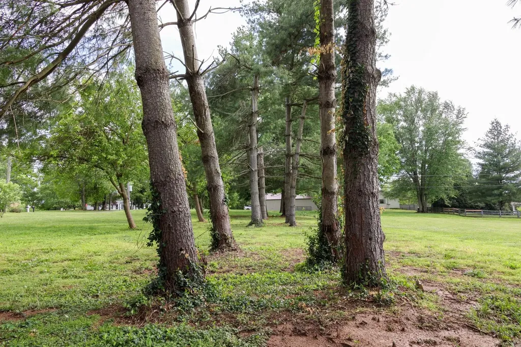 215 Paradise Camp Road Harrodsburg KY 40330