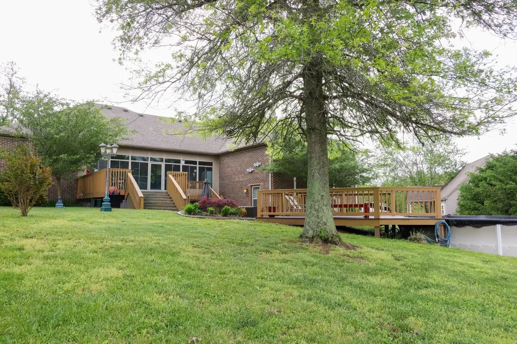215 Paradise Camp Road Harrodsburg KY 40330