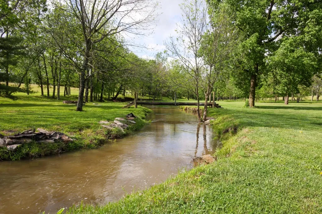 215 Paradise Camp Road Harrodsburg KY 40330