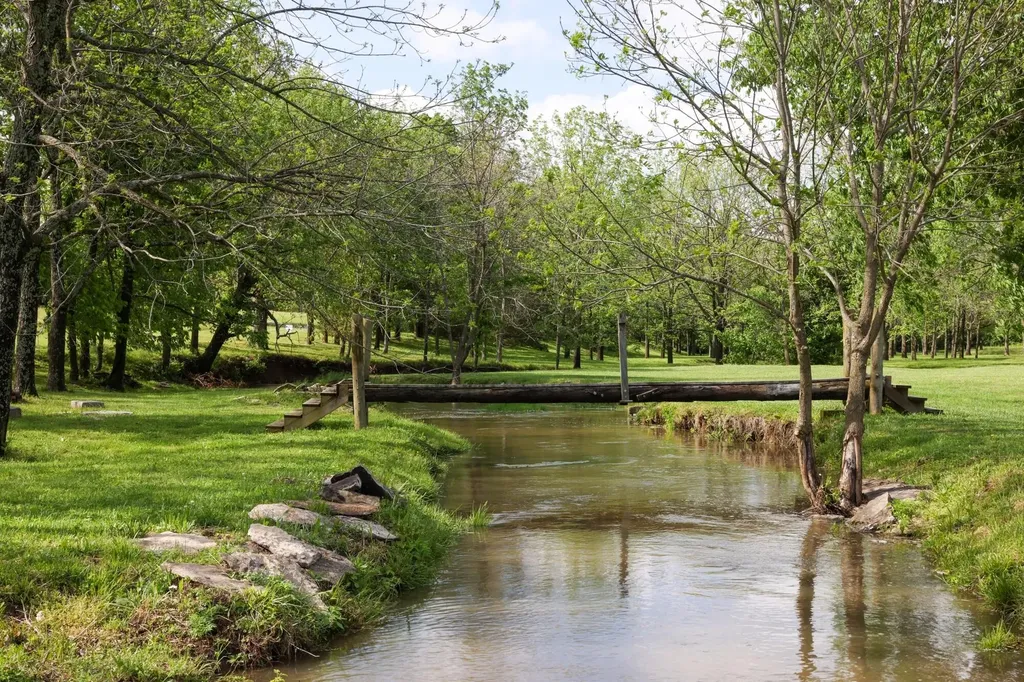 215 Paradise Camp Road Harrodsburg KY 40330