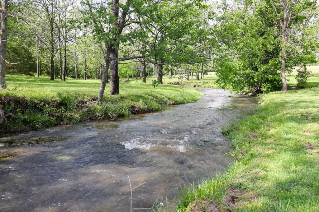 215 Paradise Camp Road Harrodsburg KY 40330