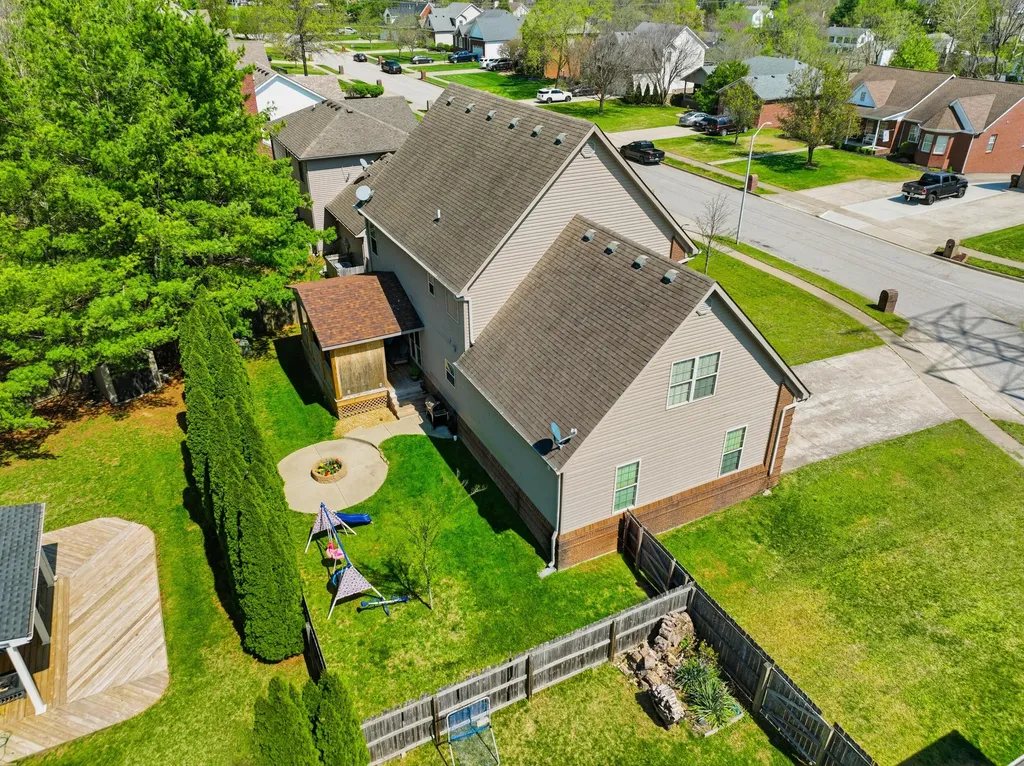 129 Pheasant Run Nicholasville KY 40356