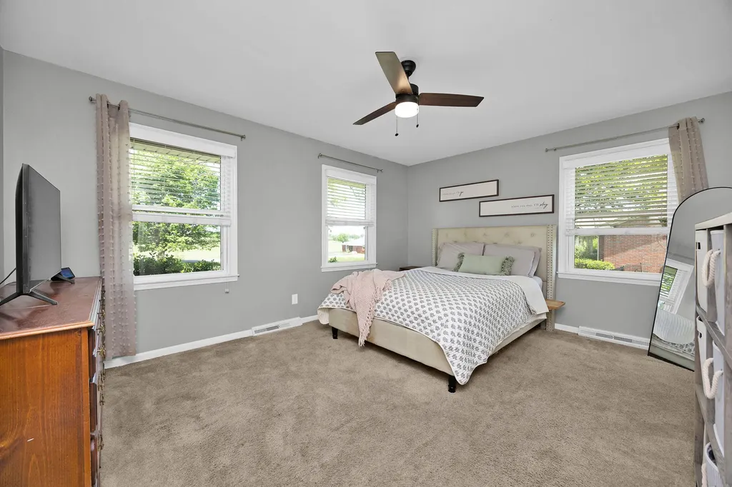 2036 Old Lexington Road Danville KY 40422