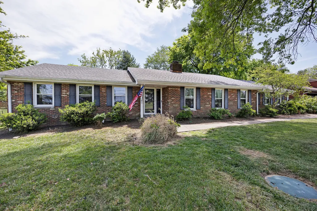 2036 Old Lexington Road Danville KY 40422