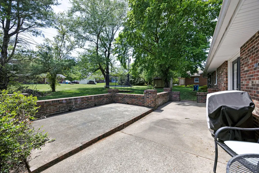 2036 Old Lexington Road Danville KY 40422