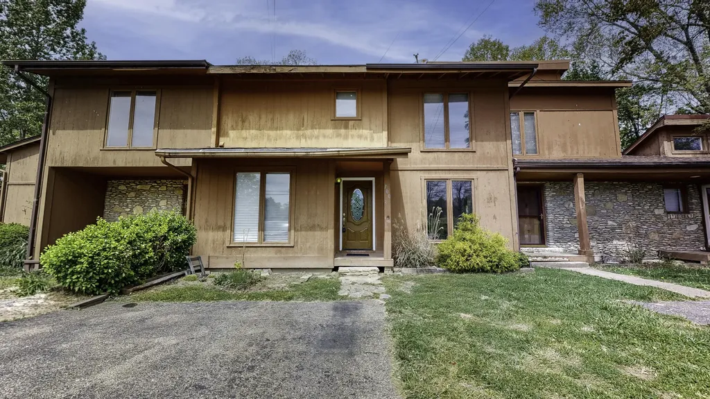 700 Inverness Road Perry Park KY 40363