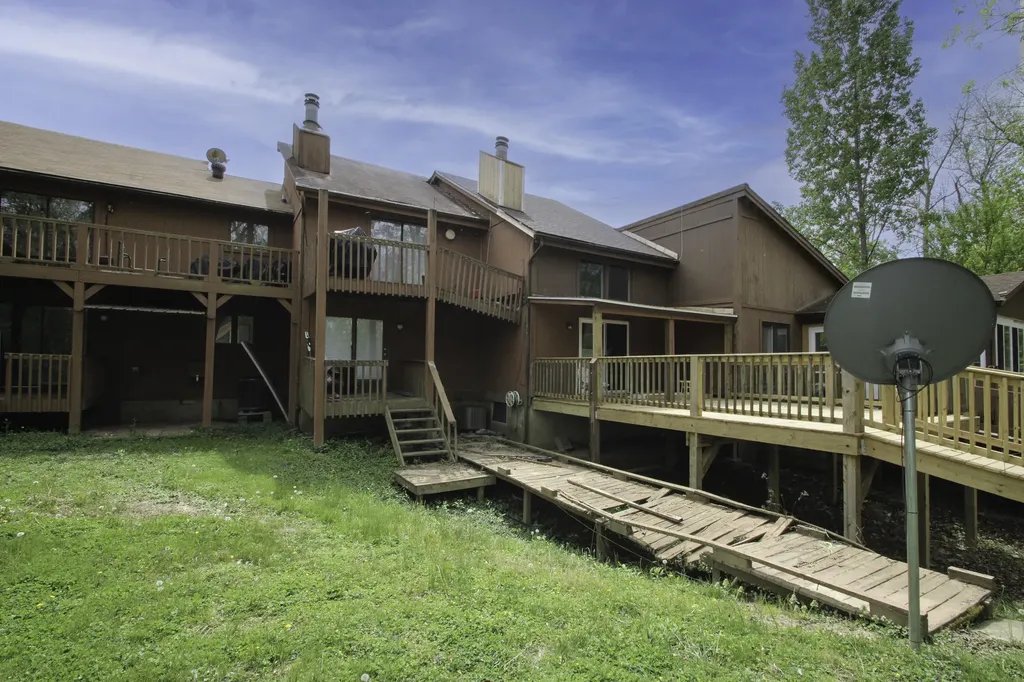 700 Inverness Road Perry Park KY 40363