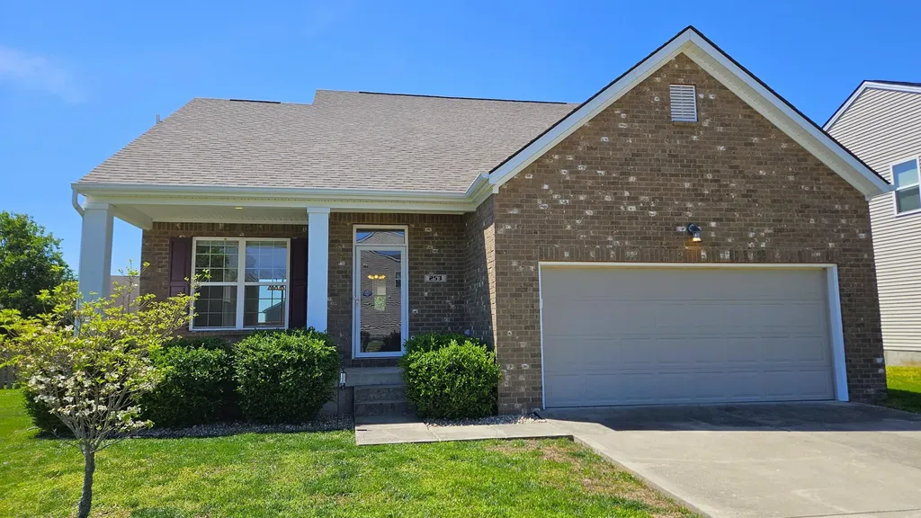 253 W Showalter Drive Georgetown KY 40324