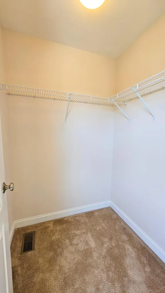 253 W Showalter Drive Georgetown KY 40324