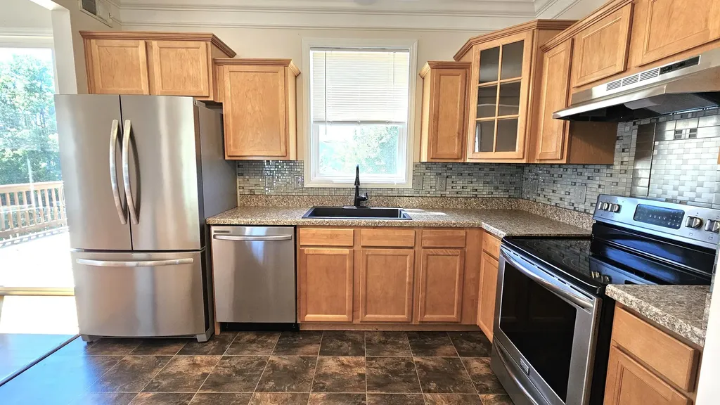 253 W Showalter Drive Georgetown KY 40324