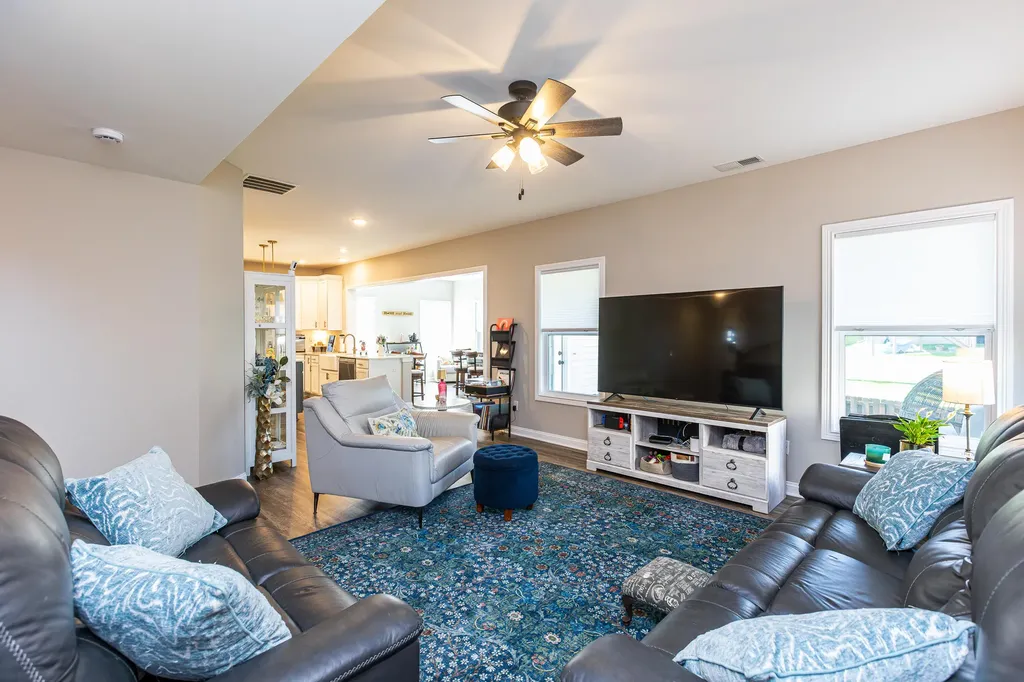 501 Friendly Avenue Nicholasville KY 40356