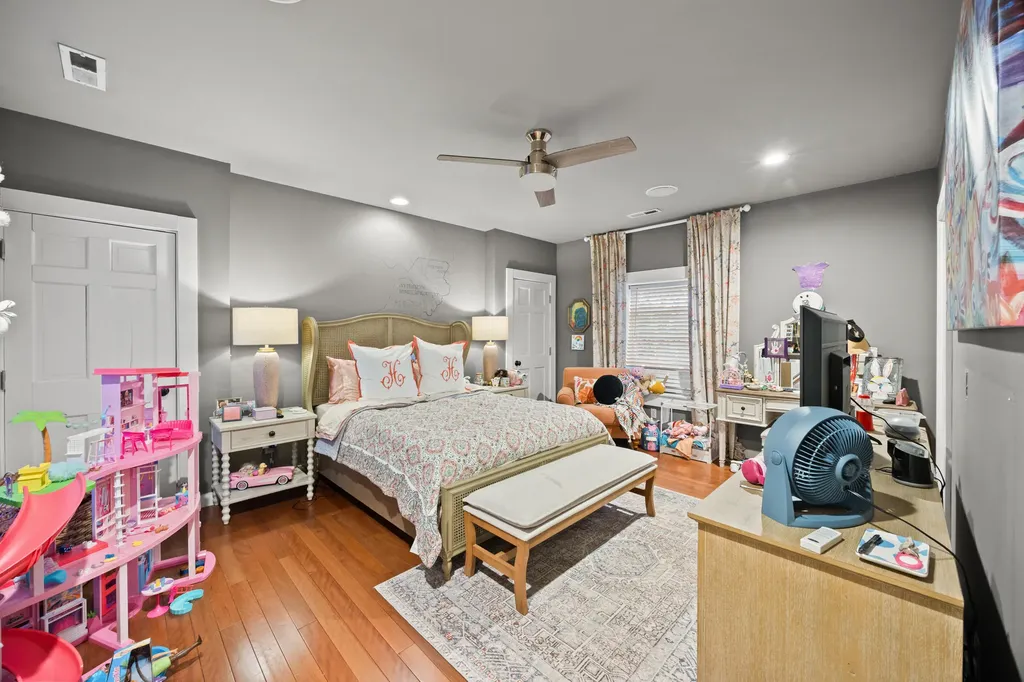 6208 Old Richmond Road Lexington KY 40515