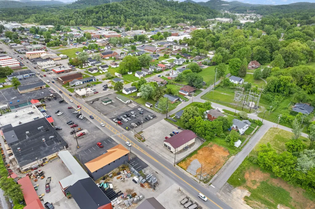103 W 14th Street Corbin KY 40701