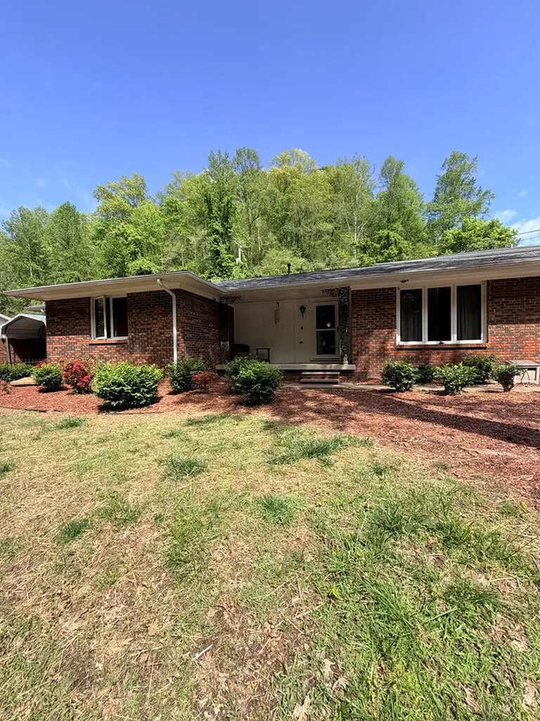 685 Mays Branch Road Prestonsburg KY 41653