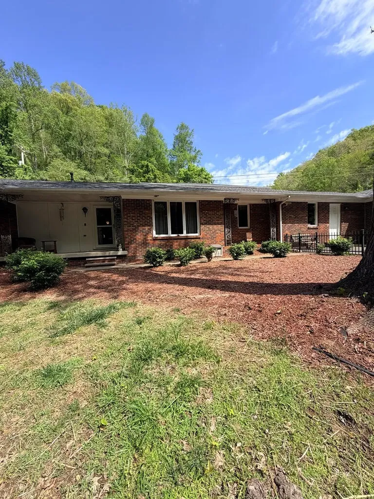 685 Mays Branch Road Prestonsburg KY 41653
