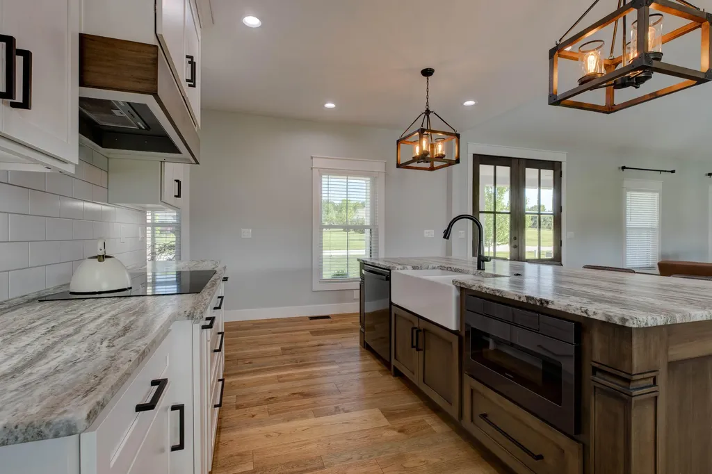 206 Lee Oak Circle Harrodsburg KY 40330