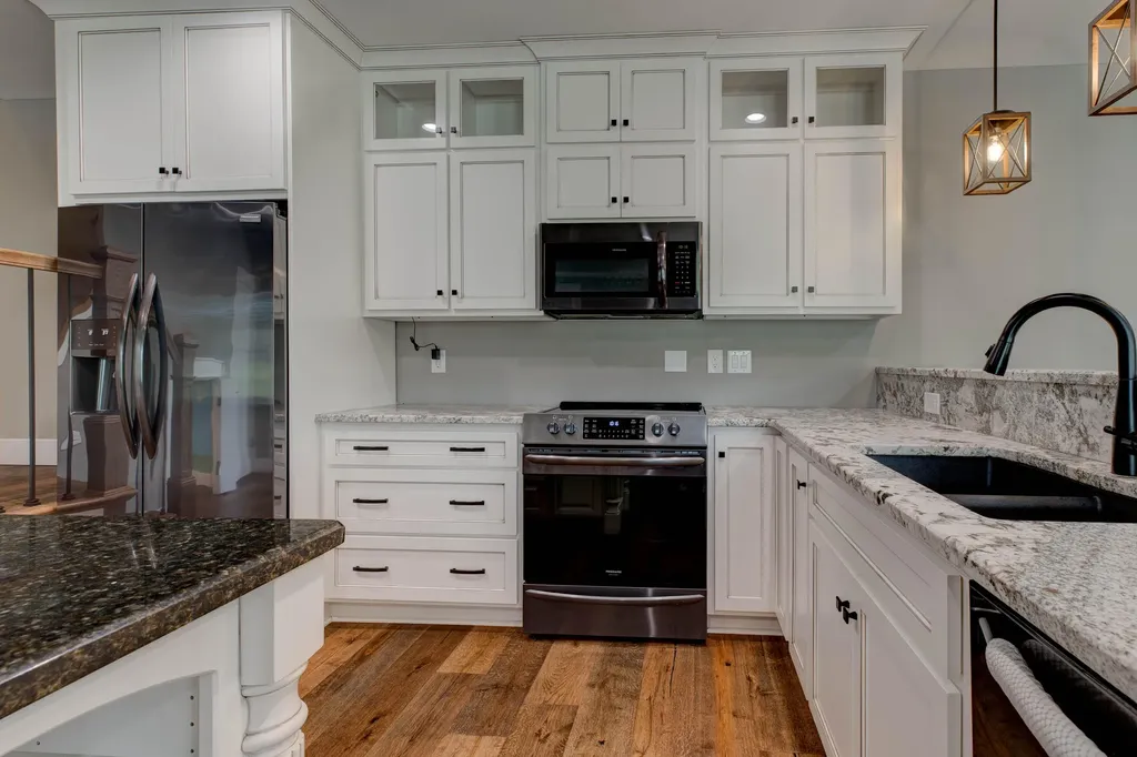 206 Lee Oak Circle Harrodsburg KY 40330