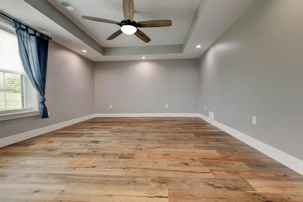206 Lee Oak Circle Harrodsburg KY 40330