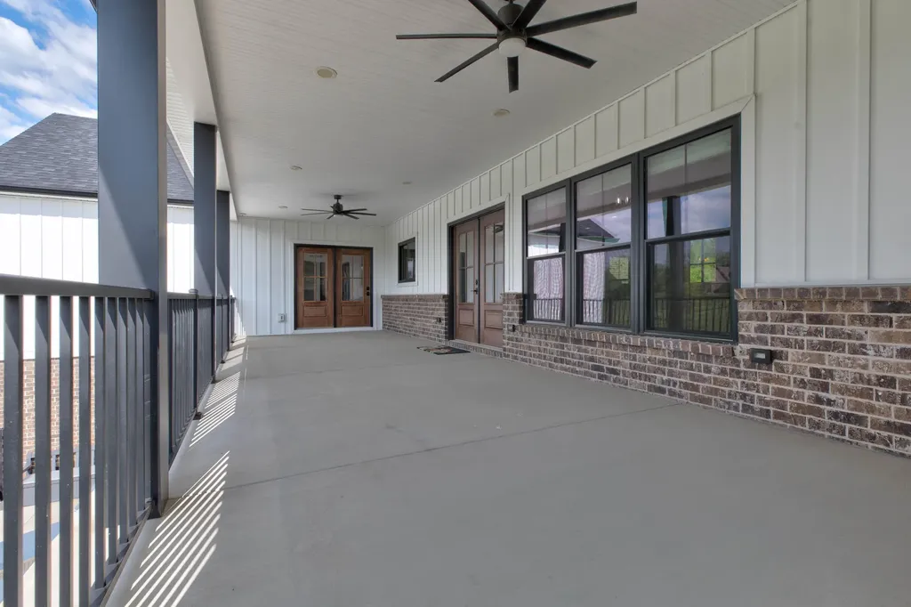 206 Lee Oak Circle Harrodsburg KY 40330