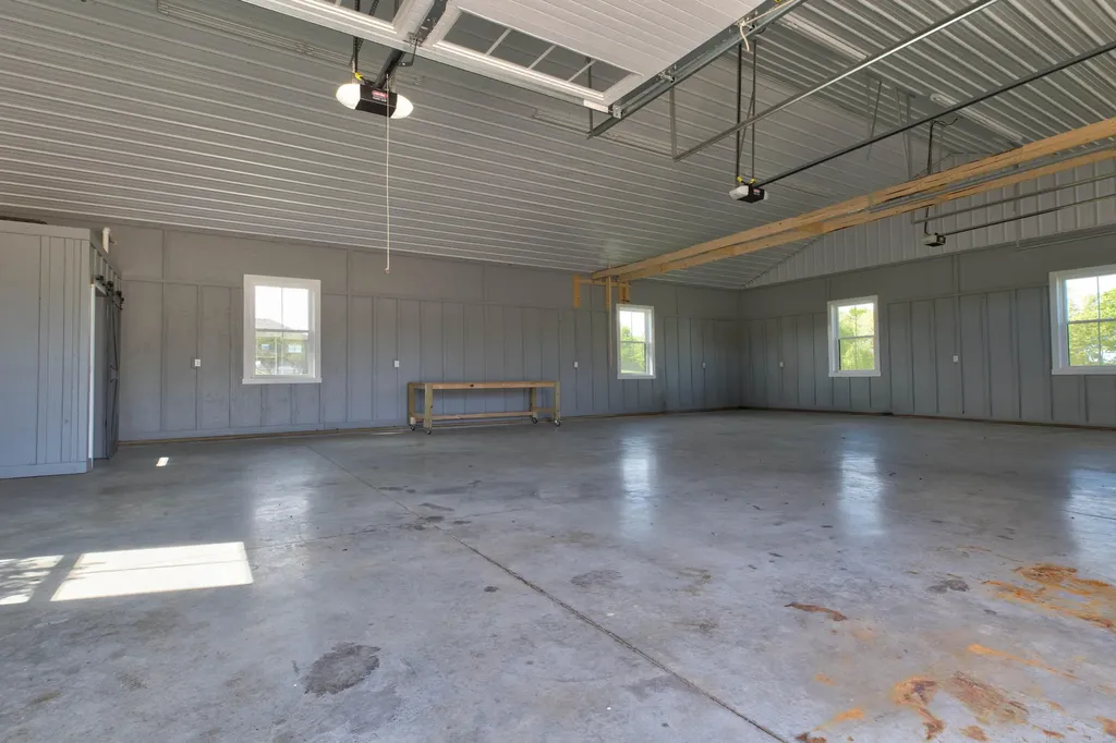 206 Lee Oak Circle Harrodsburg KY 40330