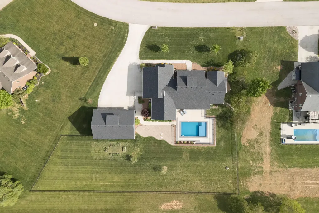 206 Lee Oak Circle Harrodsburg KY 40330