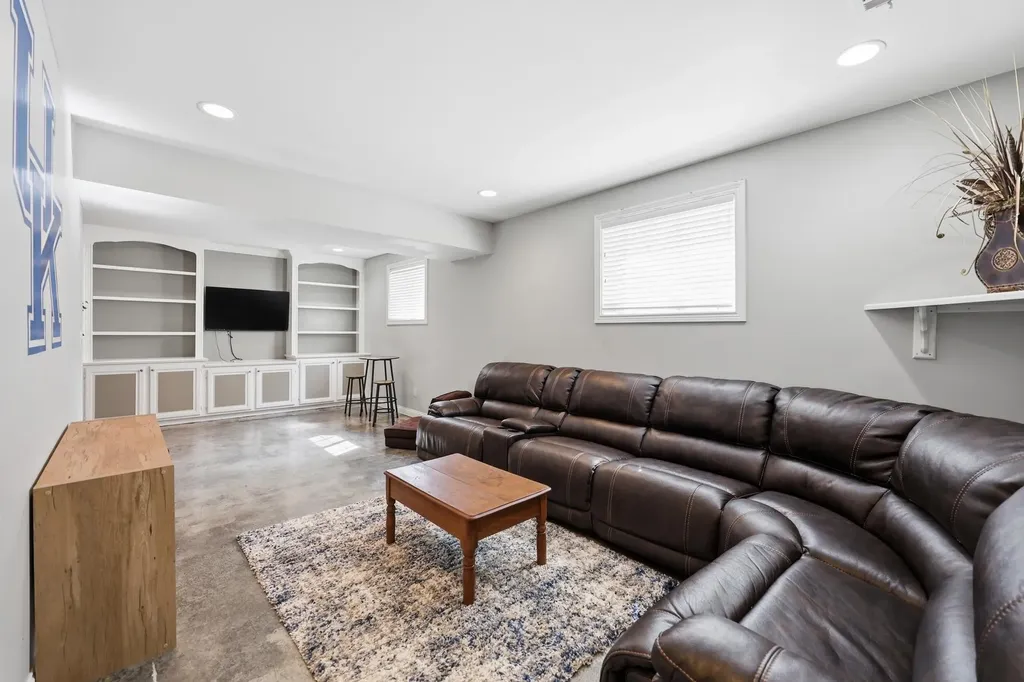 4304 Calais Place Lexington KY 40515